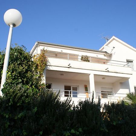 Villa Tina 罗戈兹尼察 外观 照片
