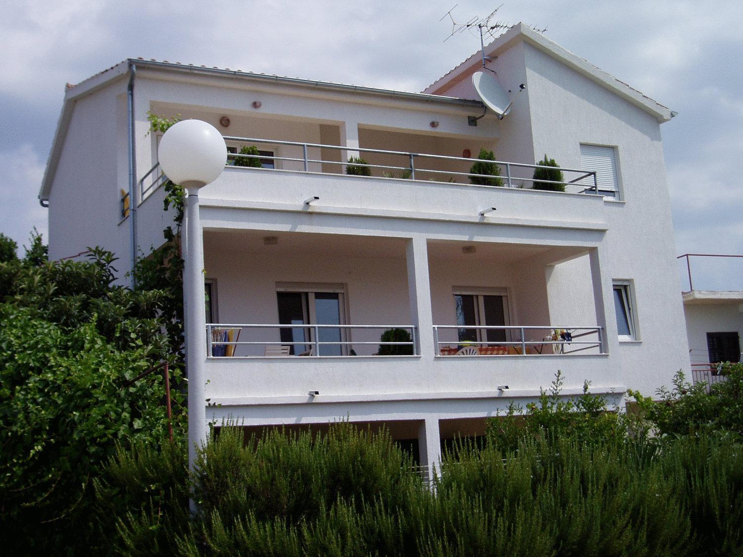 Villa Tina 罗戈兹尼察 外观 照片