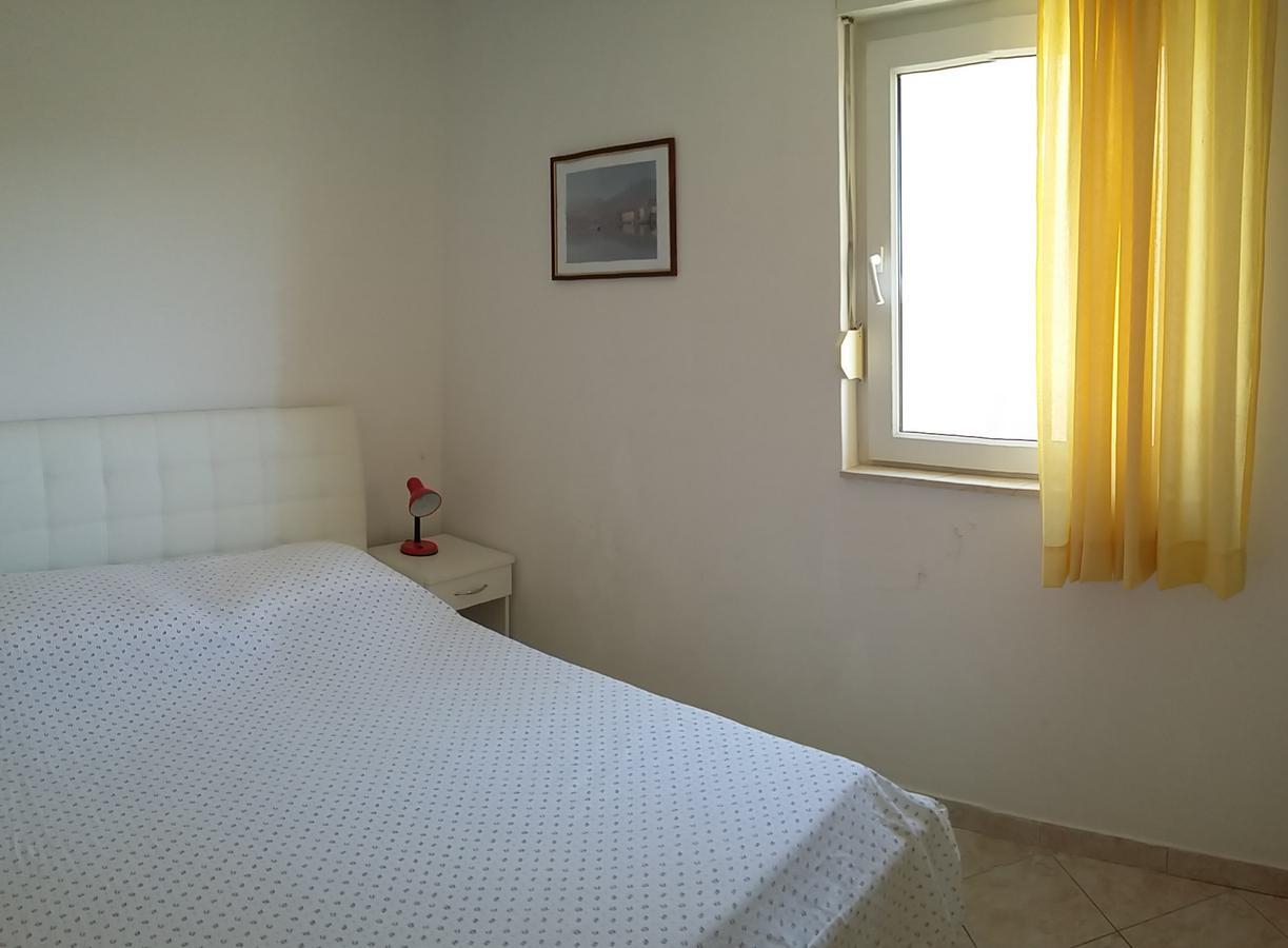 Villa Tina 罗戈兹尼察 外观 照片